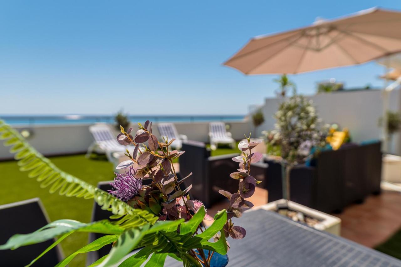 Makenzy Seaview Penthouse Lárnaca Exterior foto